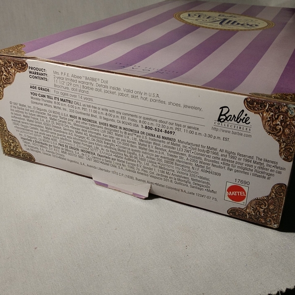 Vintage Avon 1997 Barbie Avon Representative Doll - Picture 12 of 12